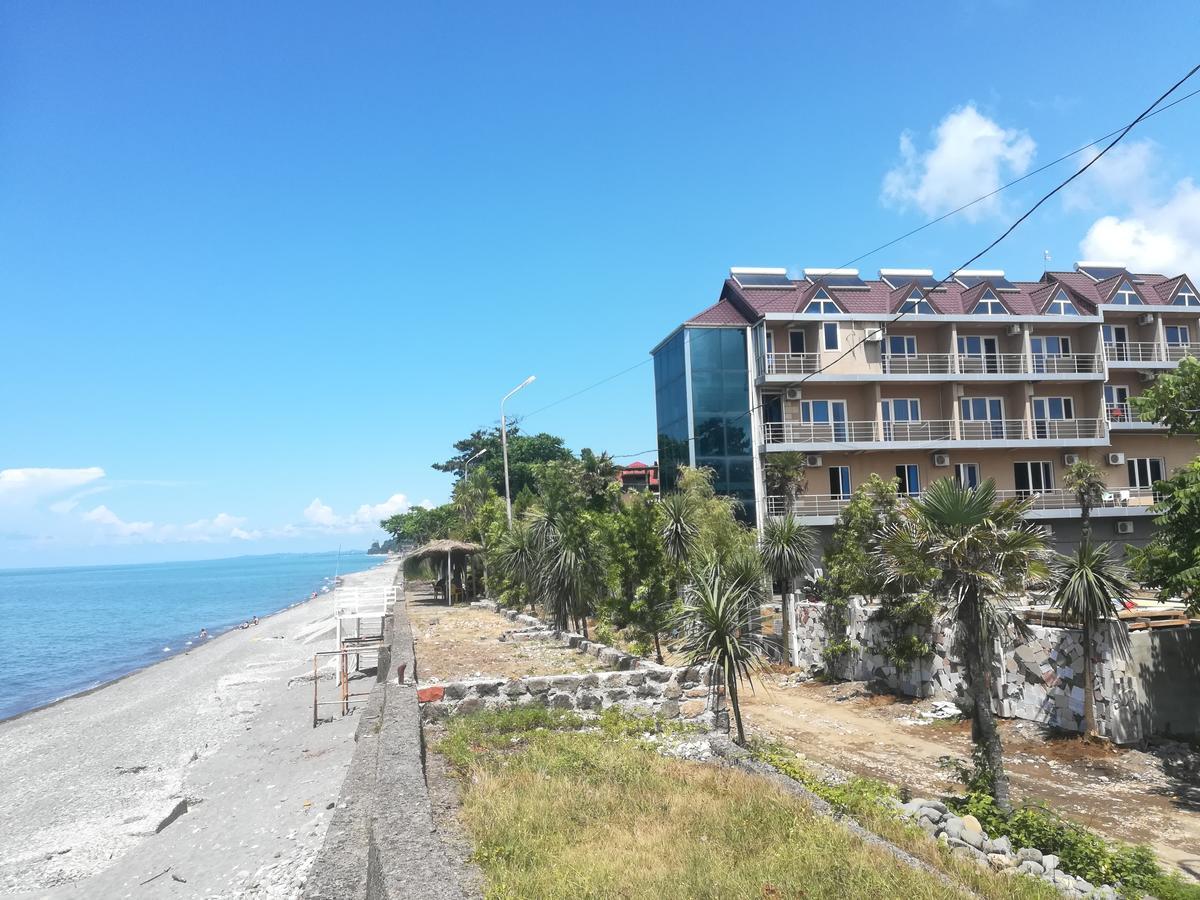 Sunny Land Hotel Чакви Экстерьер фото